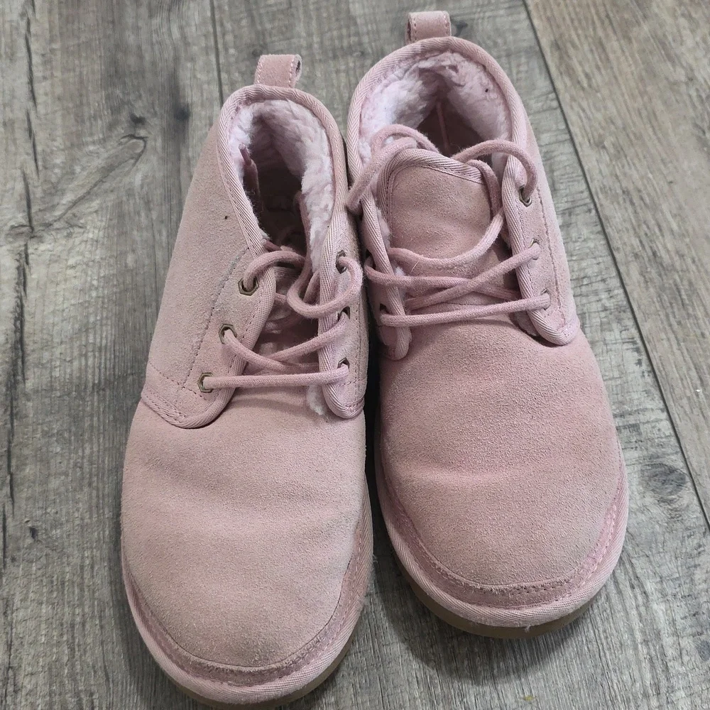 UGG Women's Neumel Lace Up Boots